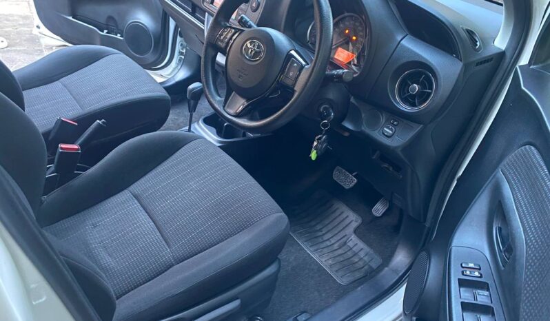 
								Toyota Yaris 2019 full									