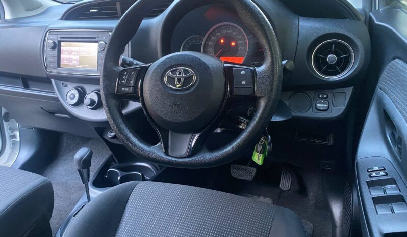 
								Toyota Yaris 2019 full									