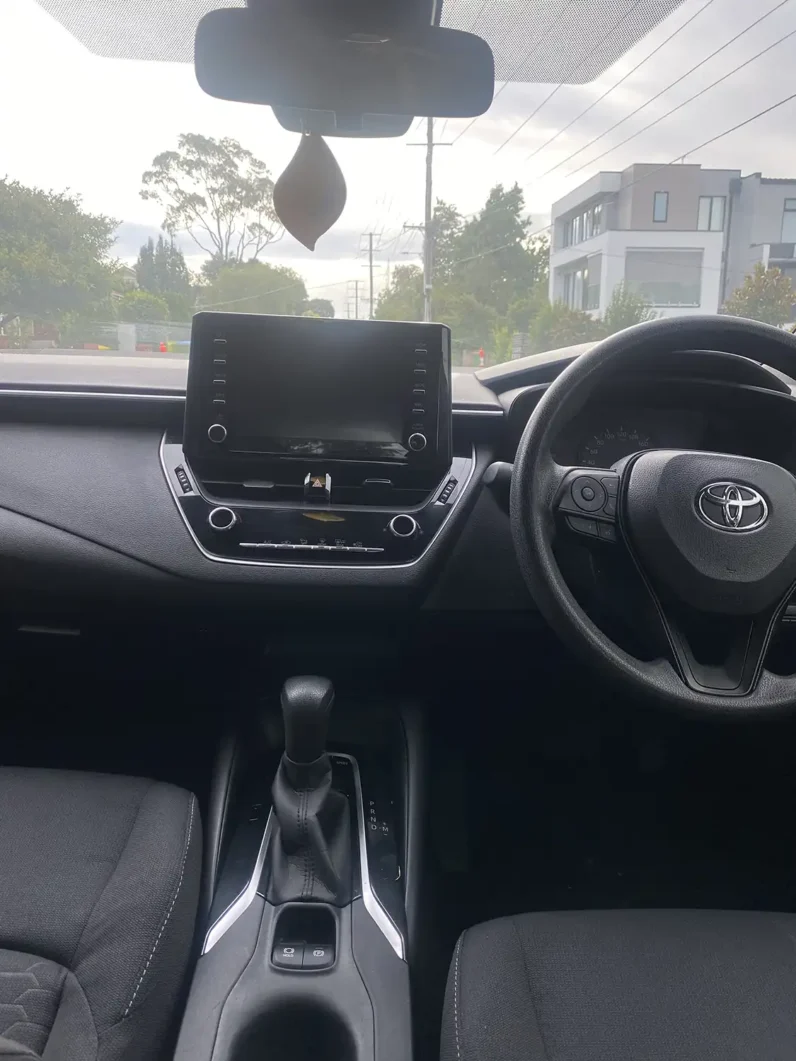 
								Toyota Corolla 2020 full									