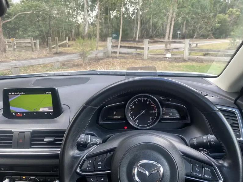 
								MAZDA 3 SP25 GT 2018 full									