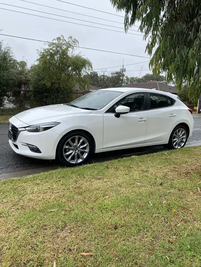 
								MAZDA 3 SP25 GT 2018 full									