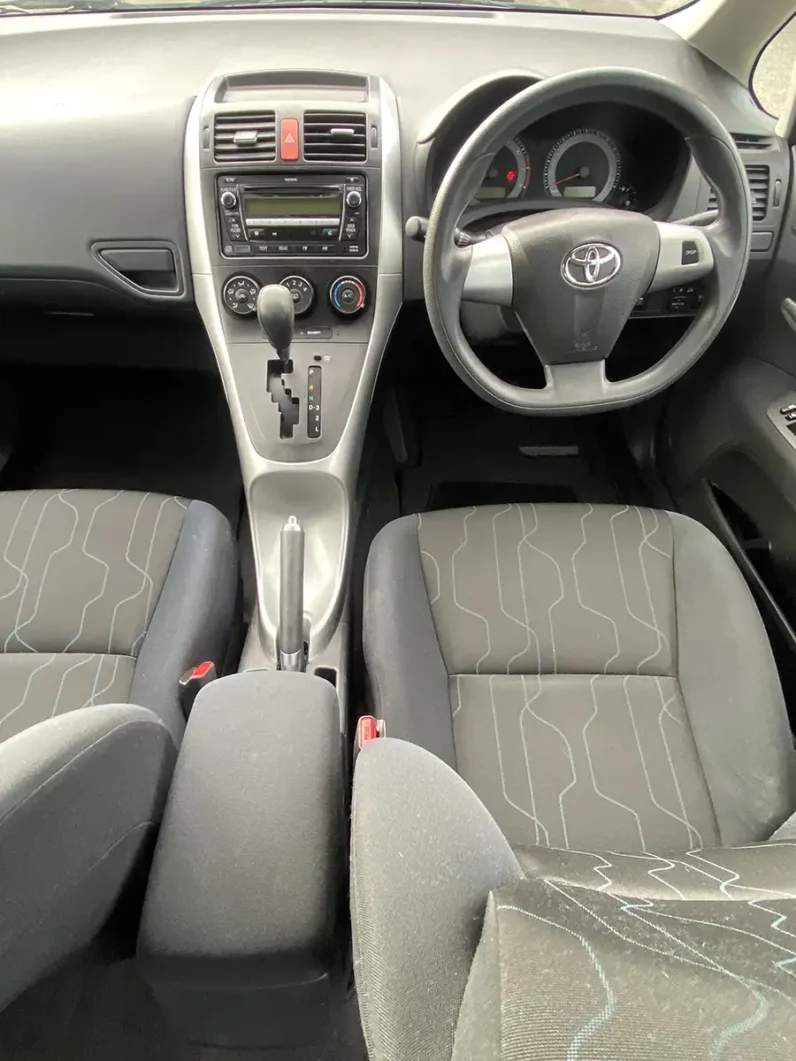 
								TOYOTA COROLLA 2010 full									