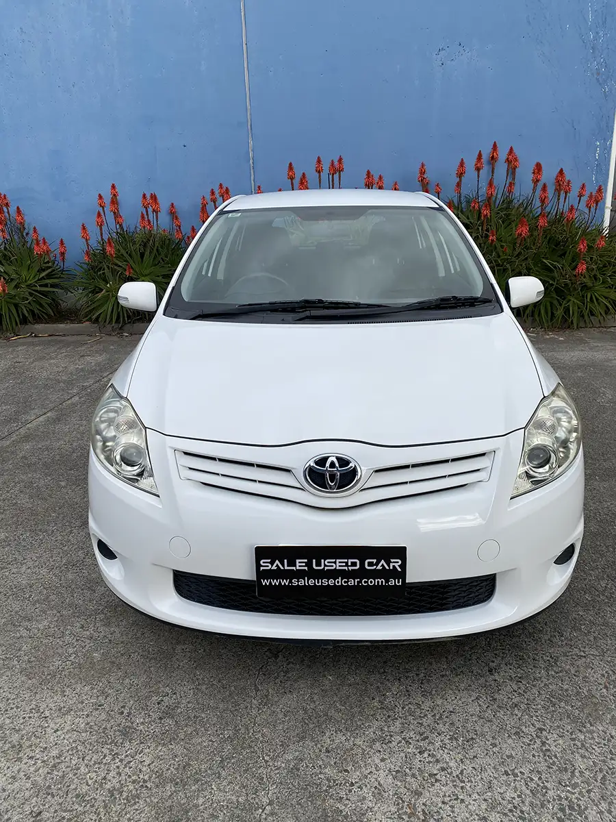 TOYOTA COROLLA 2010
