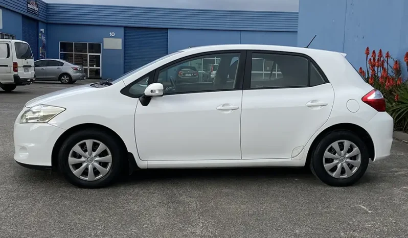 
								TOYOTA COROLLA 2010 full									