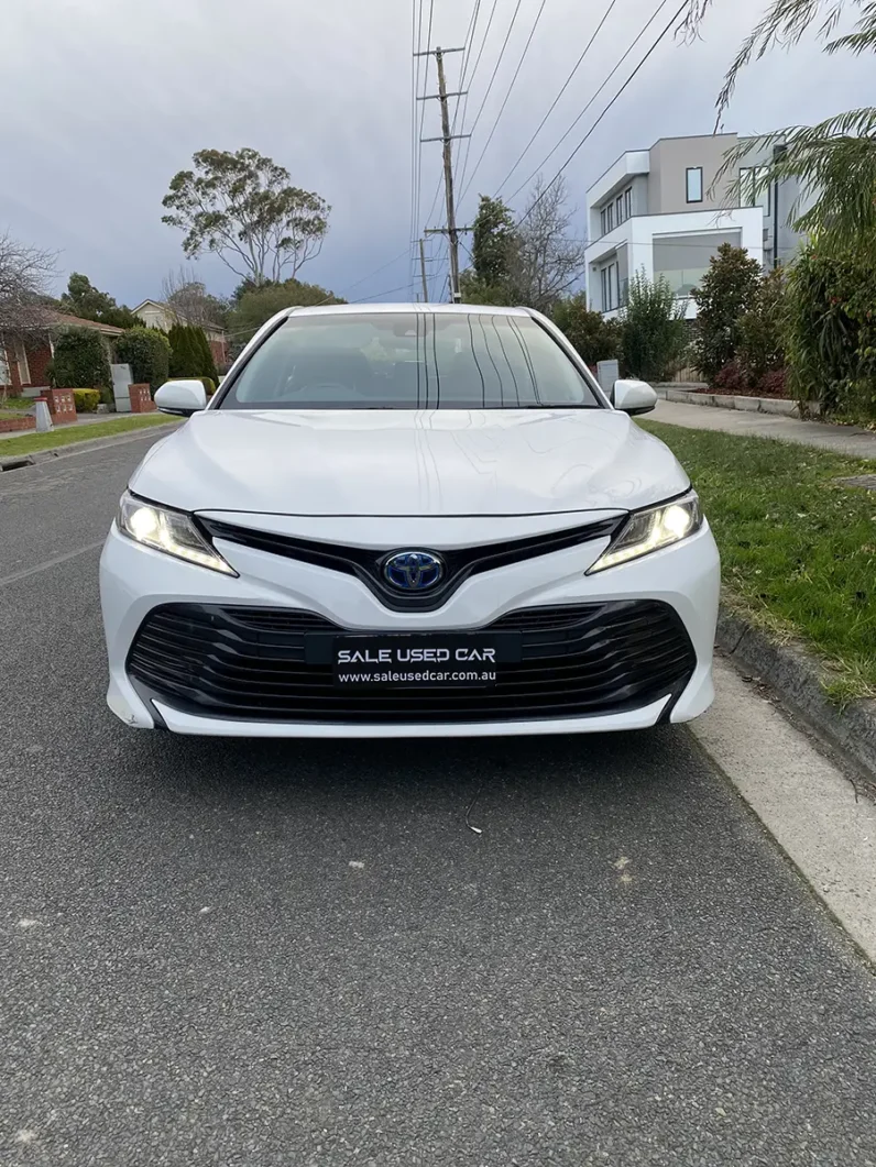 
								Toyota Camry Hybrid 2018 full									