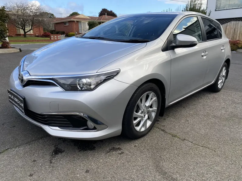 
								Toyota Corolla Ascent Sport 2017 full									