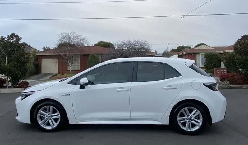 
								Toyota Corolla Ascent Sport Hybrid 2019 full									