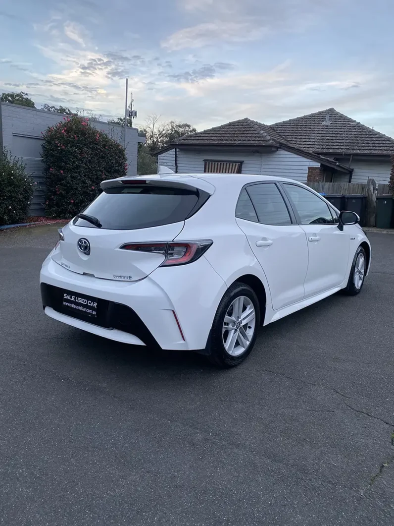 
								Toyota Corolla Ascent Sport Hybrid 2019 full									
