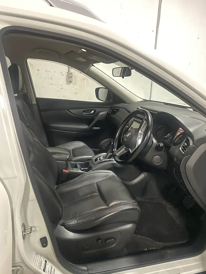 
								NISSAN X-Trail ST-L 2019 full									