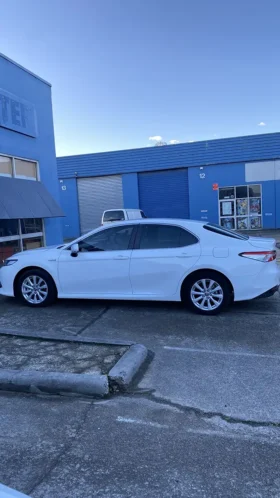 TOYOTA CAMRY HYBRID 2019