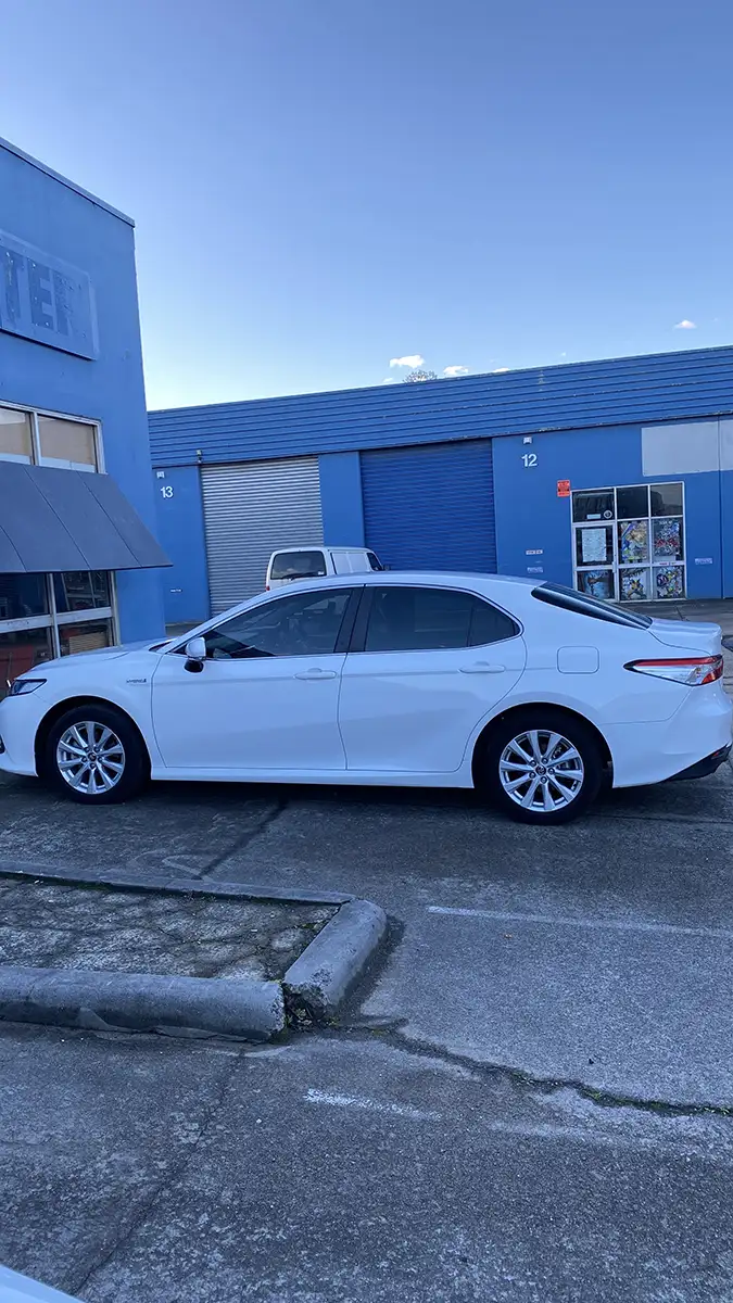 TOYOTA CAMRY HYBRID 2019