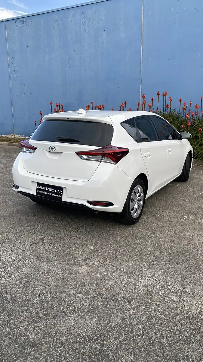 TOYOTA COROLLA 2017