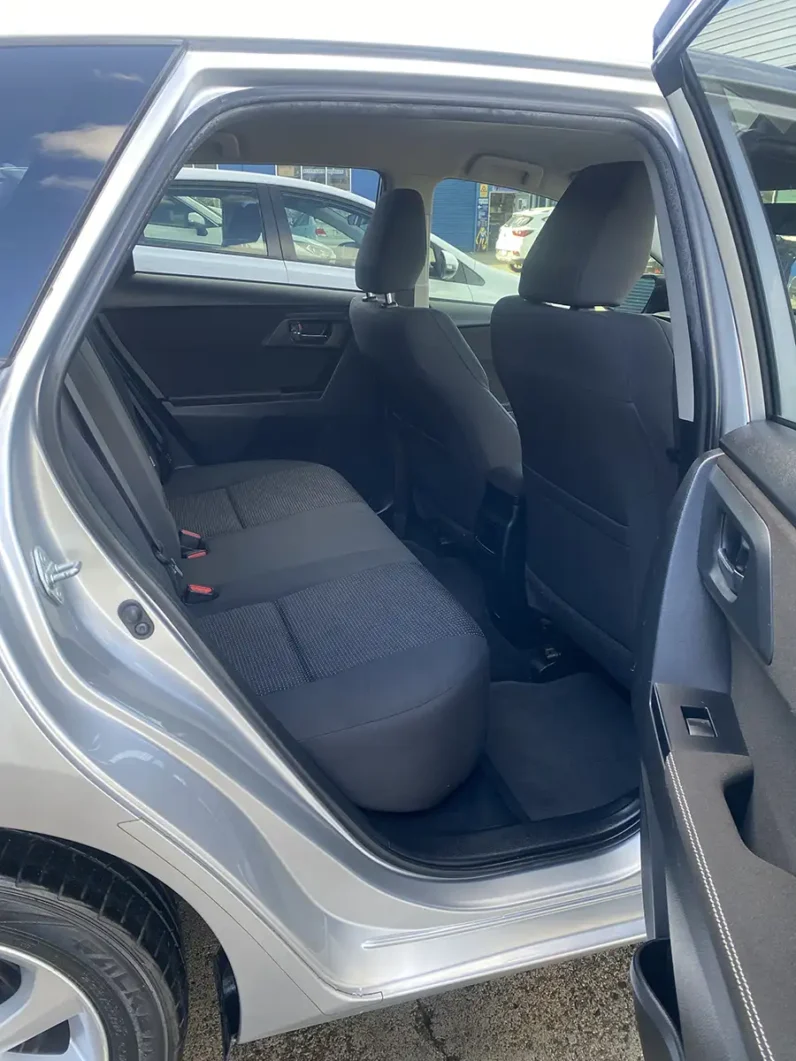 
								TOYOTA Corolla Ascent Sport 2014 full									