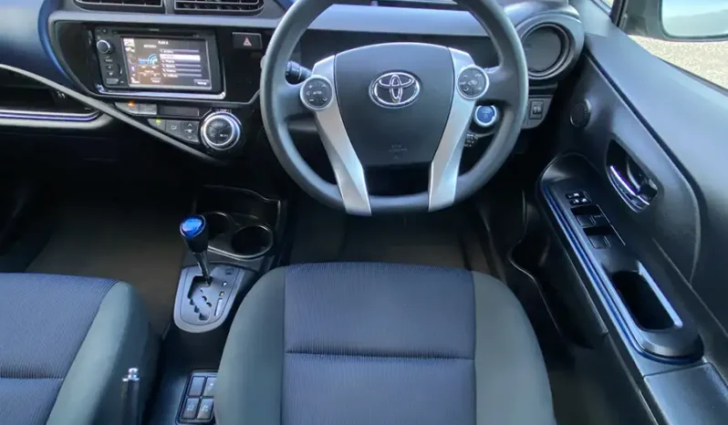 
								TOYOTA PRIUS-C HYBRID 2016 full									