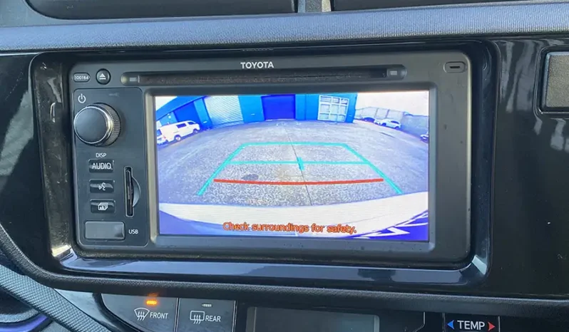 
								TOYOTA PRIUS-C HYBRID 2016 full									