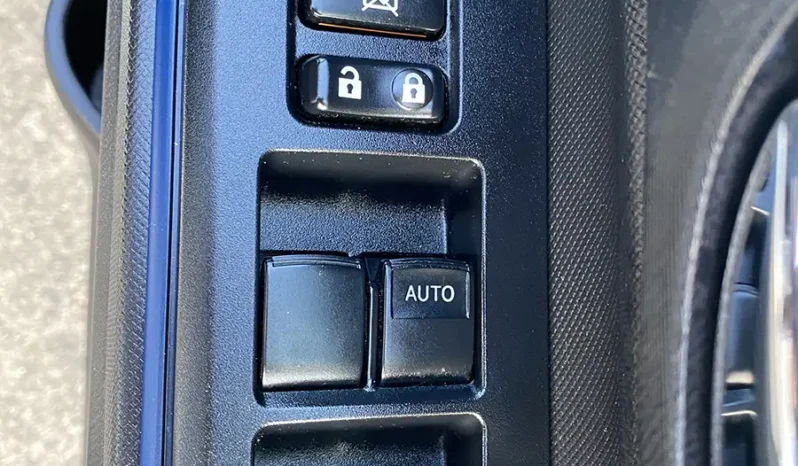
								TOYOTA PRIUS-C HYBRID 2016 full									