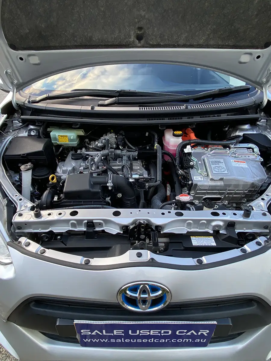 TOYOTA PRIUS-C HYBRID 2016