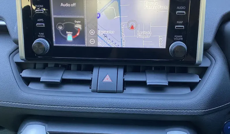 
								TOYOTA RAV4 GX HYBRID 2020 full									