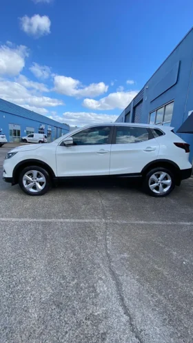 NISSAN QASHQAI 2018
