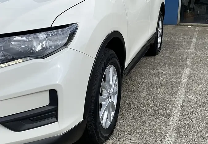 
								NISSAN X-Trail ST 4WD 2018 full									