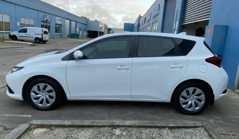 
								TOYOTA COROLLA 2017 full									