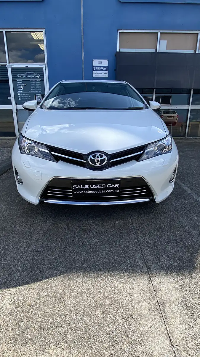 TOYOTA COROLLA LEVIN ZR 2013