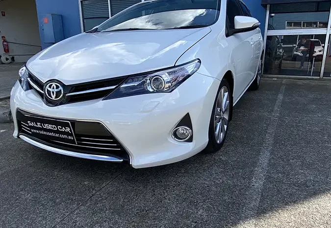 
								TOYOTA COROLLA LEVIN ZR 2013 full									