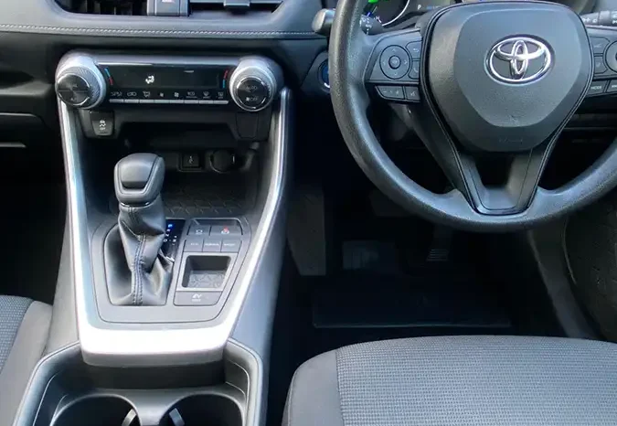 
								TOYOTA RAV4 GX HYBRID 2020 (B) full									