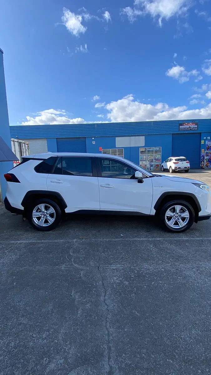 TOYOTA RAV4 GX HYBRID 2020 (B)
