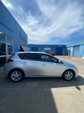 TOYOTA COROLLA ASCENT 2012
