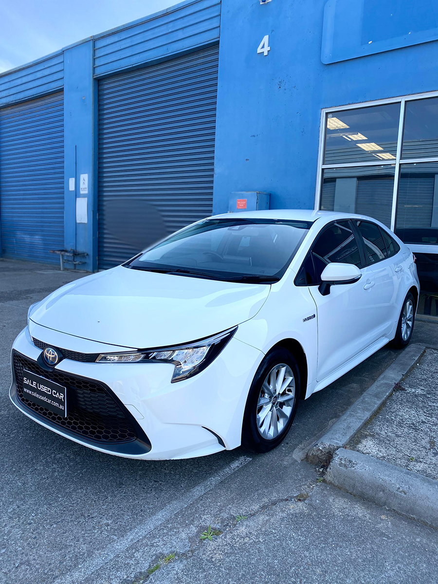 TOYOTA COROLLA HYBRID SEDAN 2021