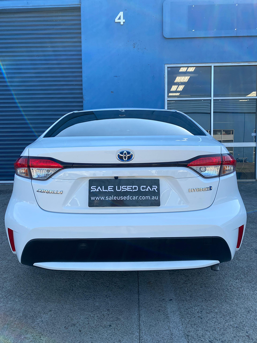 TOYOTA COROLLA HYBRID SEDAN 2021