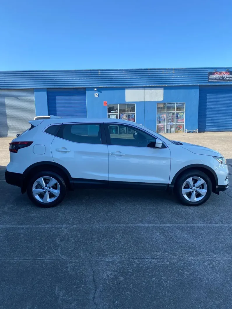 
								Nissan Qashqai 2018 full									