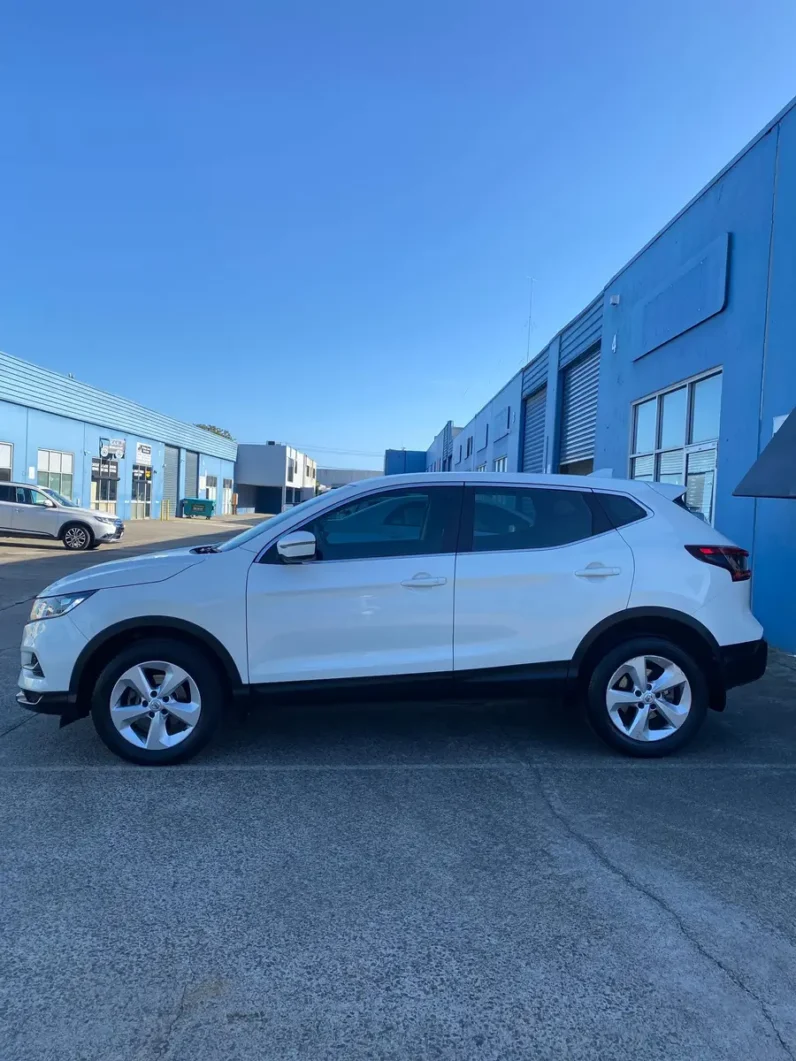 
								Nissan Qashqai 2018 full									