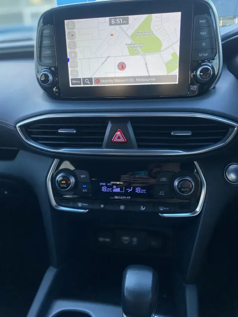 
								Hyundai Santa FE Elite 4×4 Diesel 2020 full									