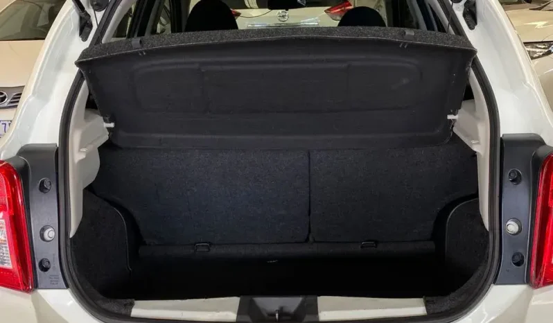 
								Nissan Micra 2016 full									