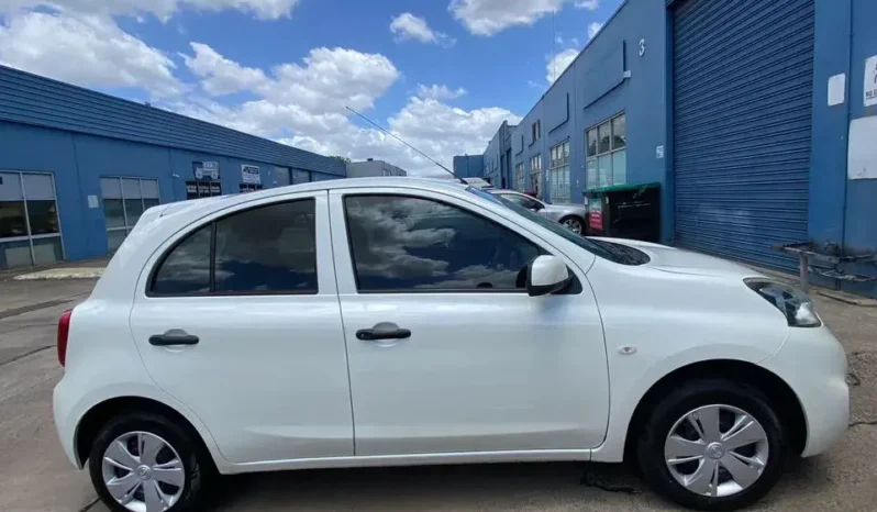 
								Nissan Micra 2016 full									