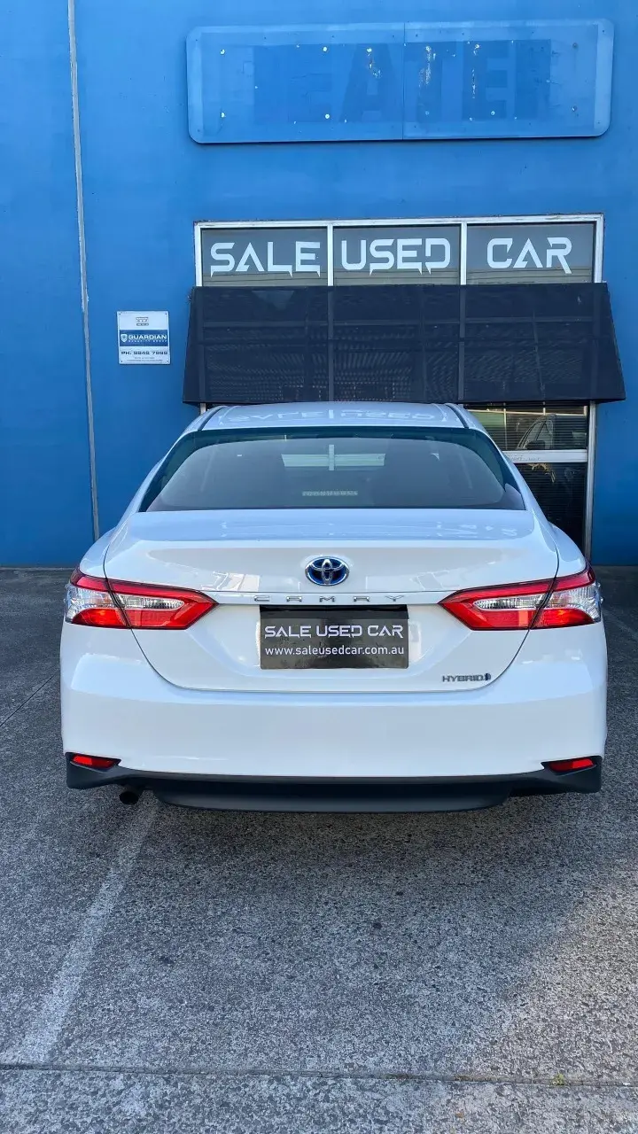 Toyota Camry Hybrid 2020