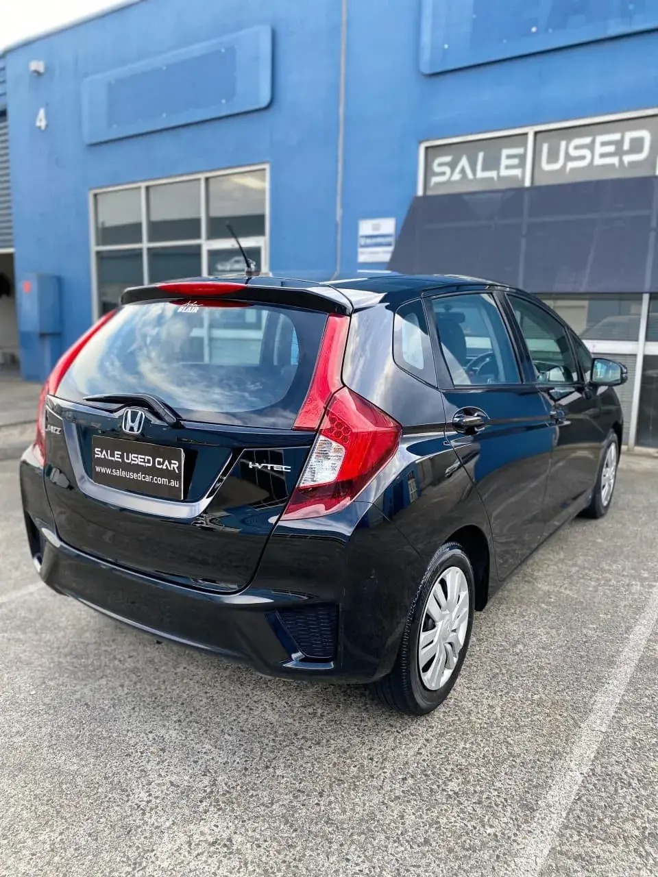 HONDA JAZZ VTI 2015