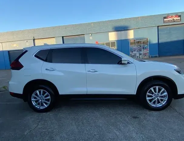 
								Nissan Xtrail 2021 full									