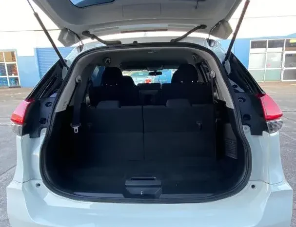 
								Nissan Xtrail 2021 full									