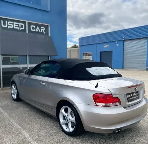 
								BMW 1 Series 120i Convertible 2011 full									