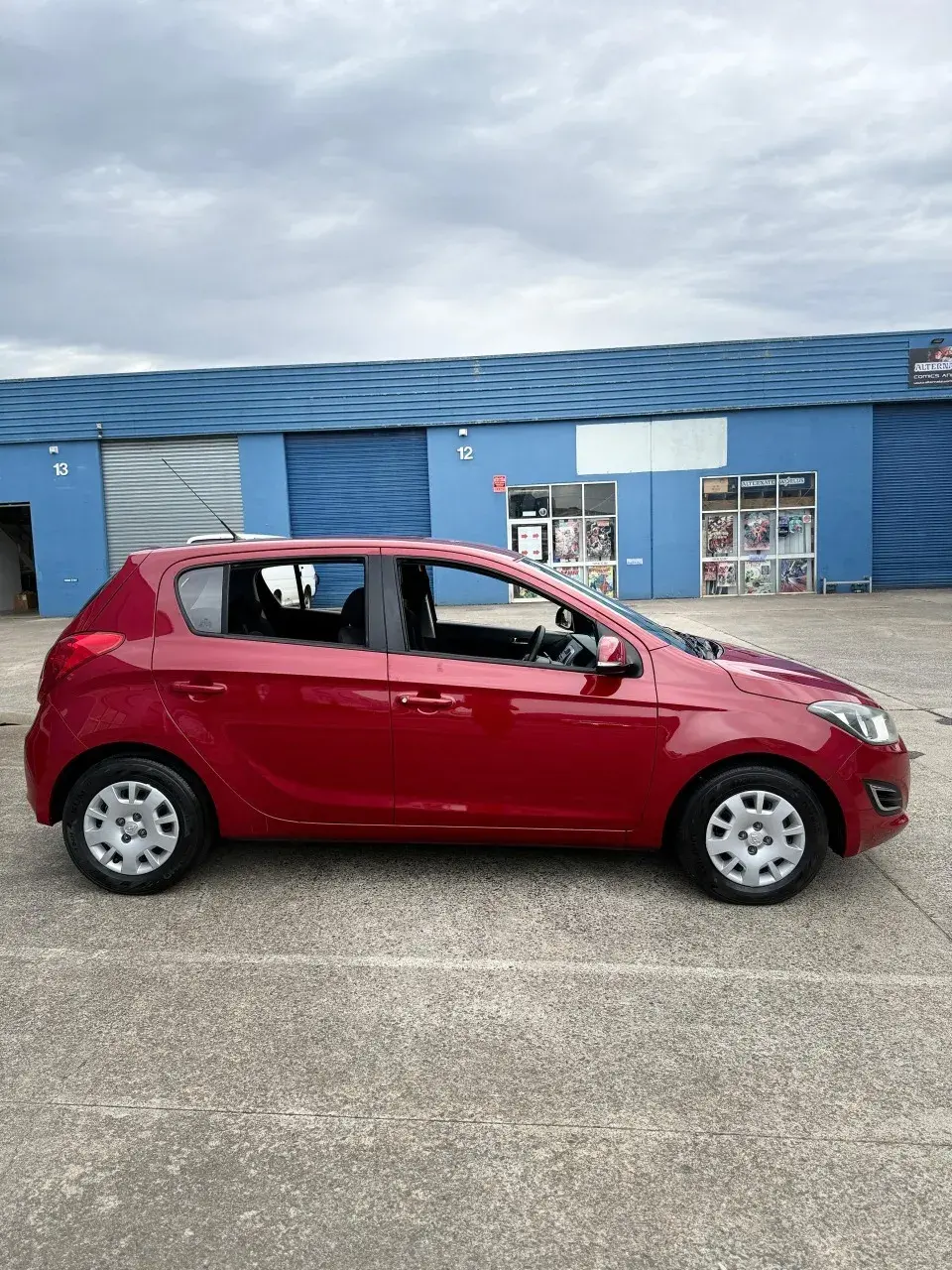 HYUNDAI i20 2014