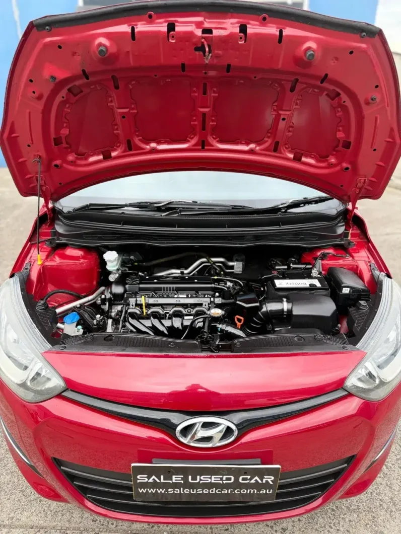 
								HYUNDAI i20 2014 full									