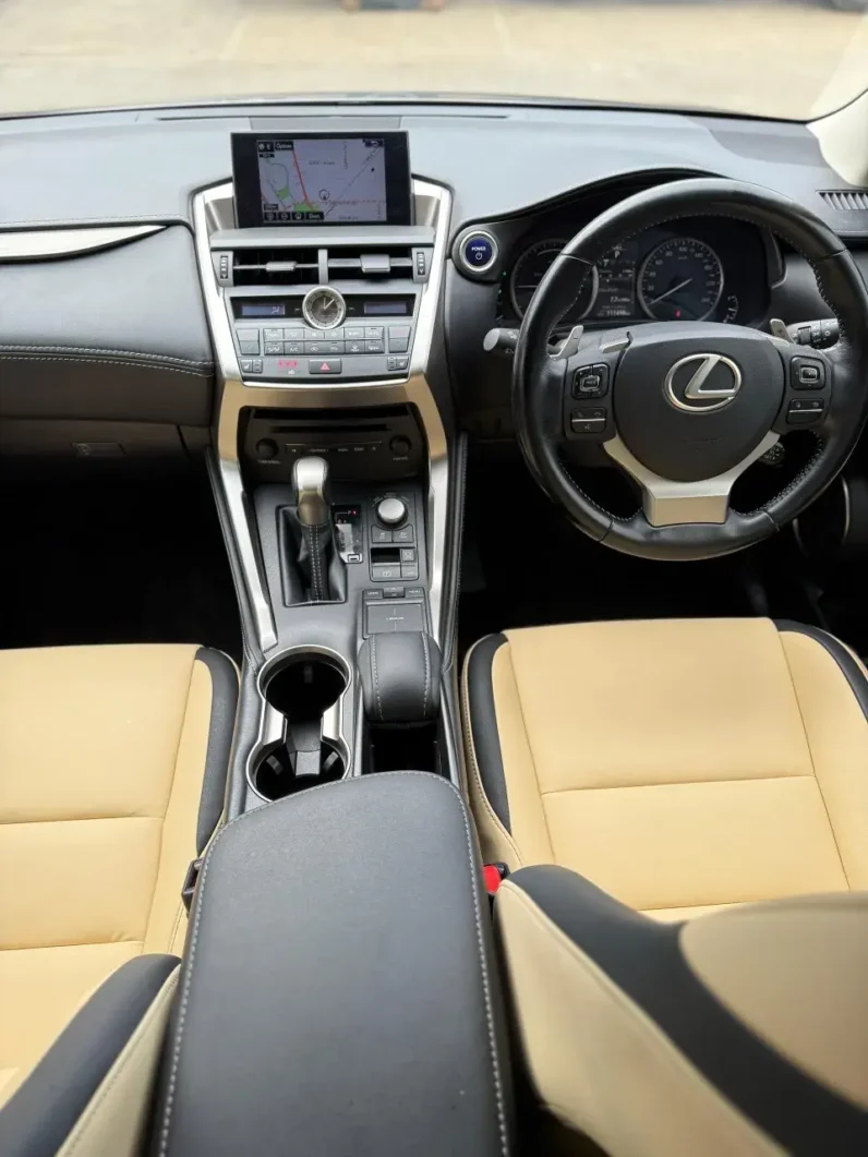
								LEXUS NX300h LUXURY 2016 full									