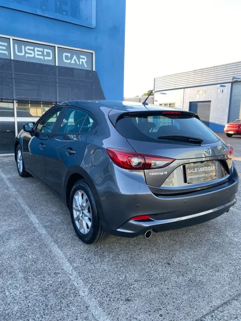 
								MAZDA 3 NEO SPORT 2018 full									