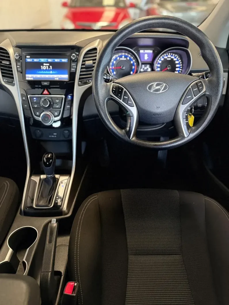 
								Hyundai i30 2016 full									