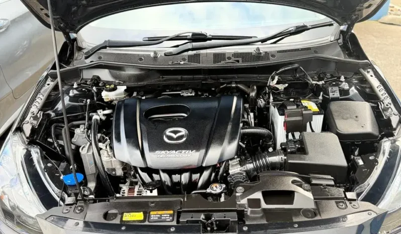 
								MAZDA 2 MAXX 2015 full									