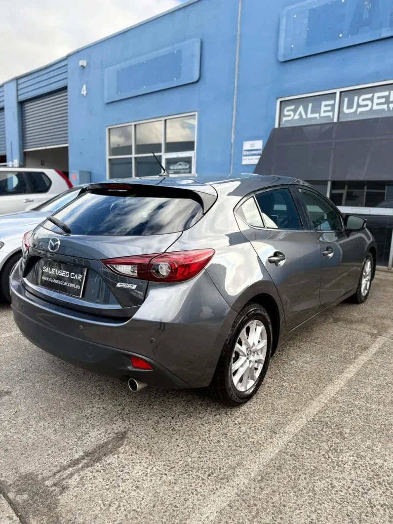 
								MAZDA 3 MAXX 2016 full									