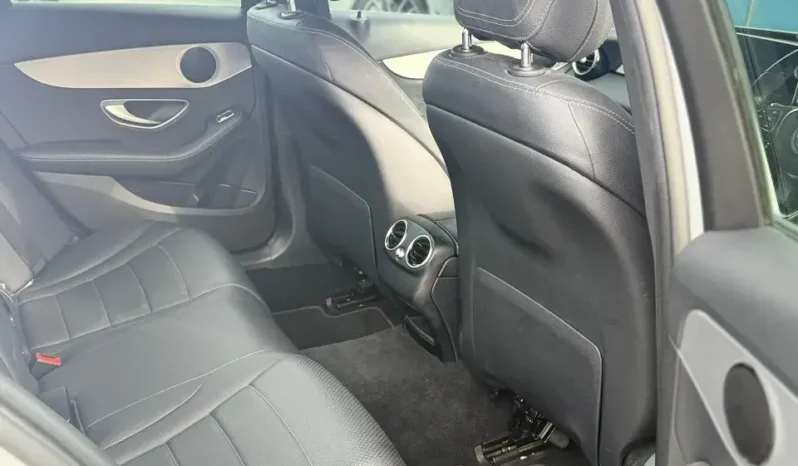 
								Mercedes Benz C200 2017 full									